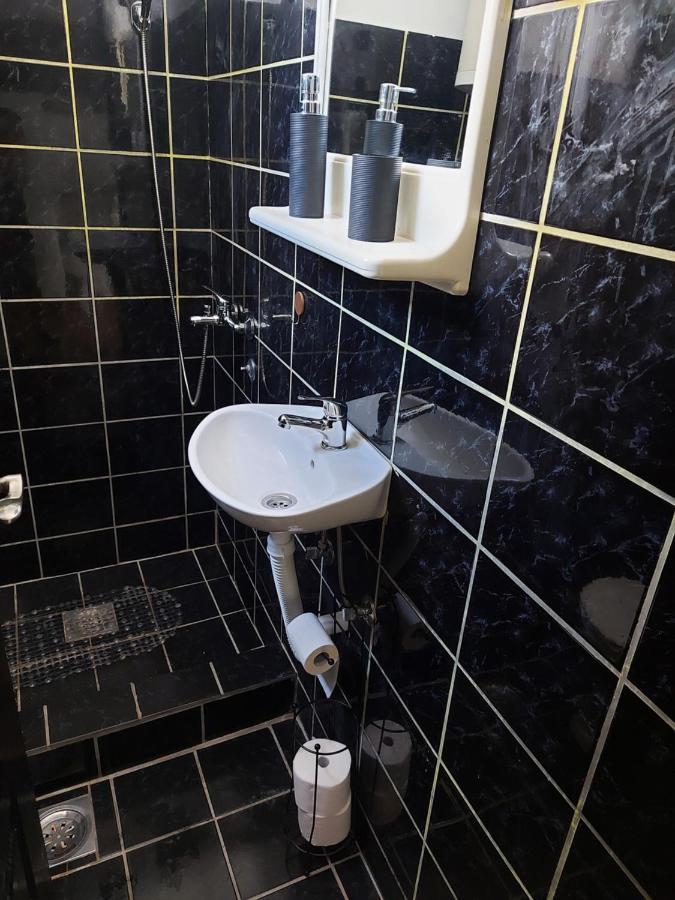 Apartmán Kuca Na Dan Šid Exteriér fotografie